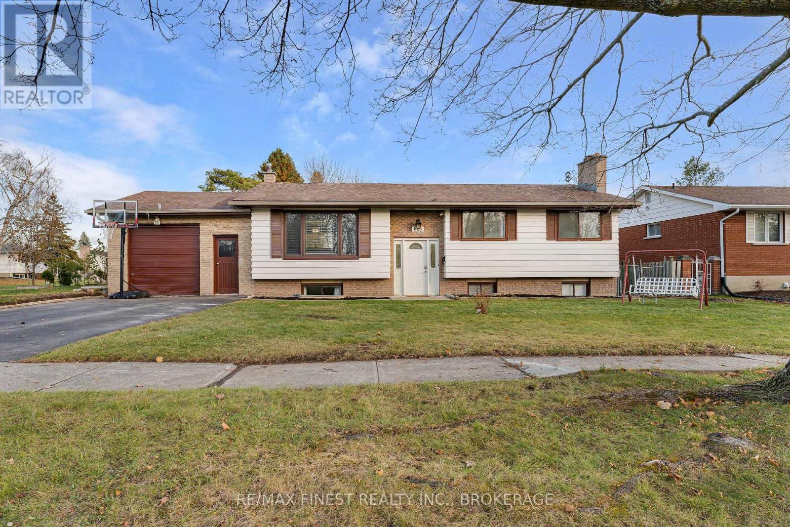 Property for sale at 602 WATFORD PLACE