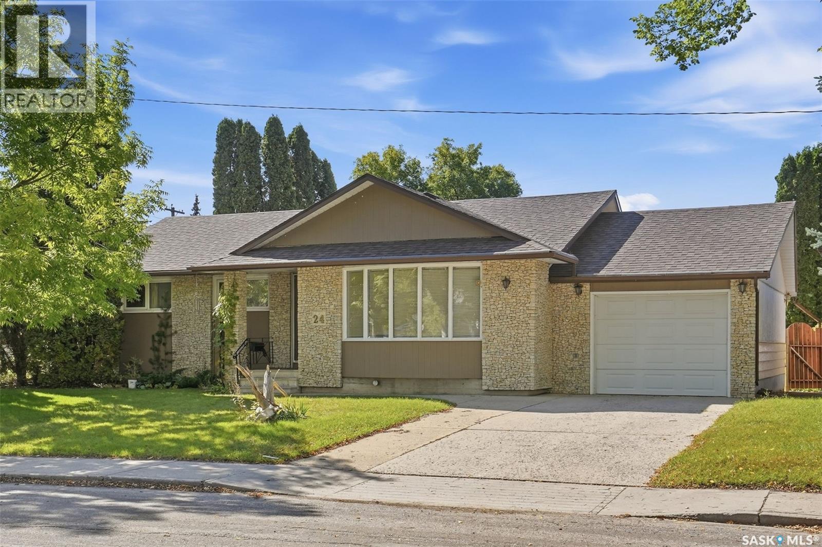24 Harrison CRESCENT, Saskatoon