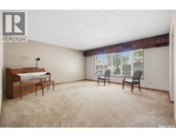 Kitchen - 24 Harrison Crescent, Saskatoon, SK S7J2L1 Photo 7