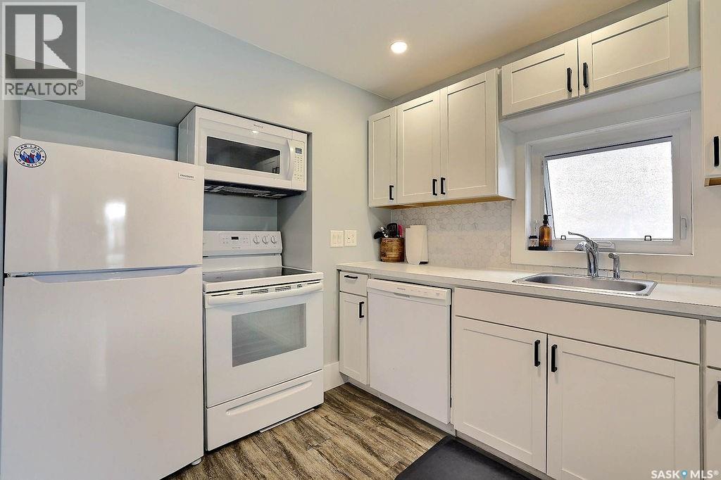 2136 McAra STREET, Regina — photo 5