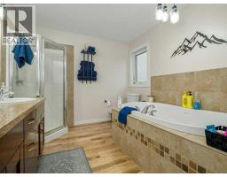 532 Margaret Sutherland Crescent N - photo 26