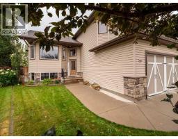 532 Margaret Sutherland Crescent N - photo 2