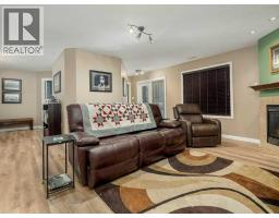 532 Margaret Sutherland Crescent N - photo 37