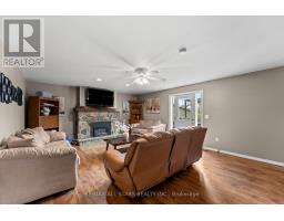 4094 Highway 35, Kawartha Lakes, ON K0M1G0 Photo 12