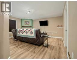 532 Margaret Sutherland Crescent N - photo 36