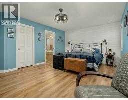 532 Margaret Sutherland Crescent N - photo 24