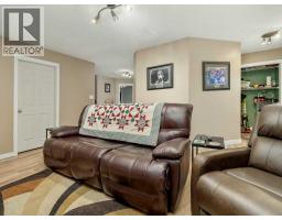 532 Margaret Sutherland Crescent N - photo 38