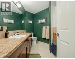 532 Margaret Sutherland Crescent N - photo 18