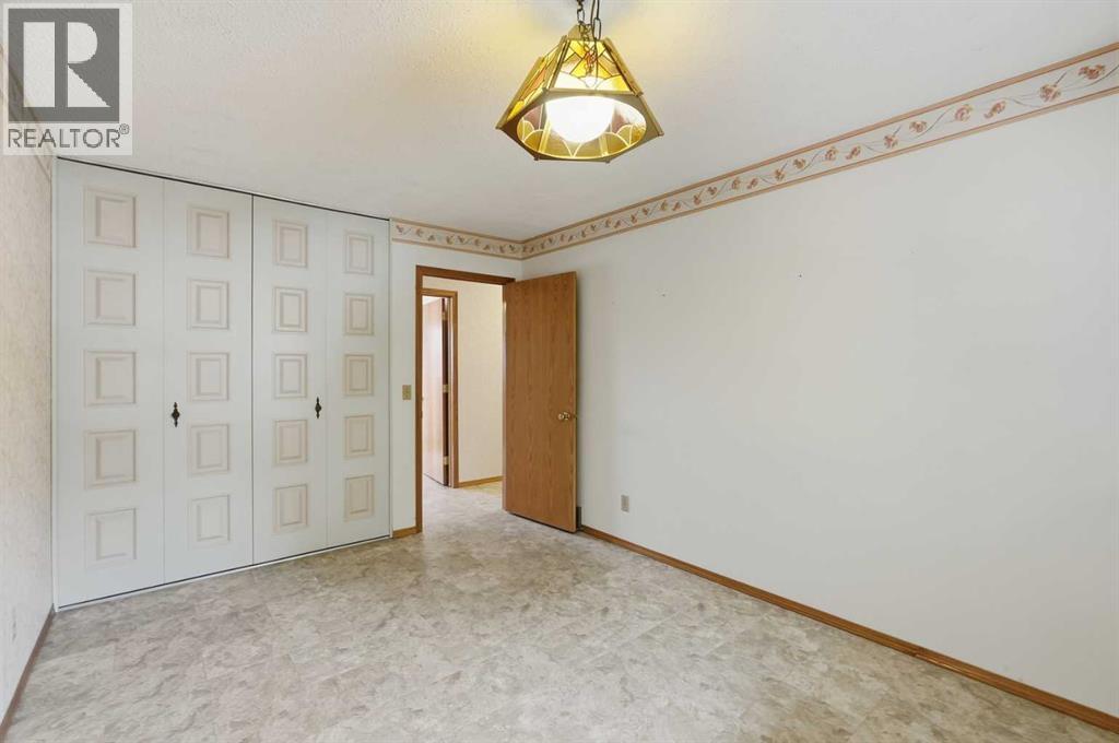 7 Mist Road SW - 24