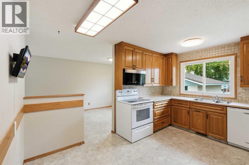 7 Mist Road SW - 12
