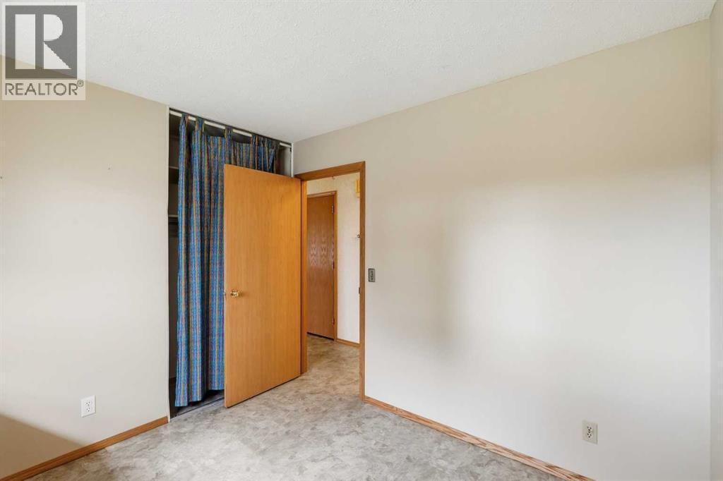 7 Mist Road SW - 19