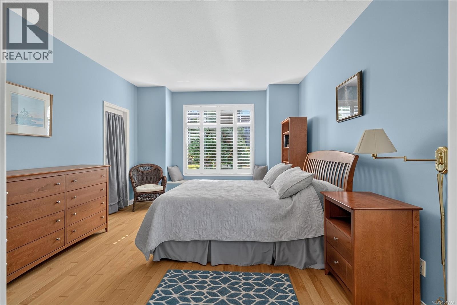 1368 Saturna Dr - Image 21