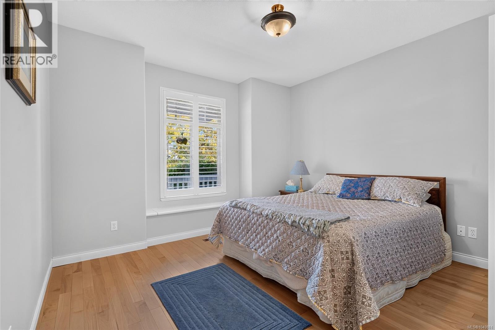 1368 Saturna Dr - 26