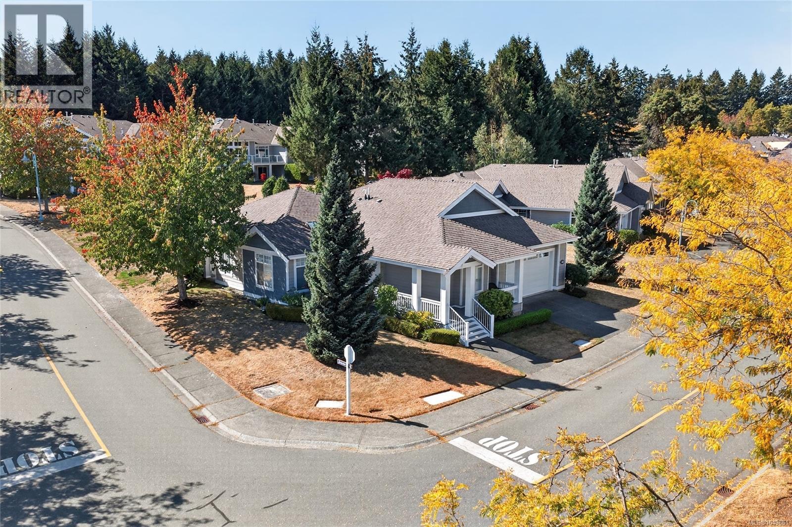 1368 Saturna Dr - Image 41