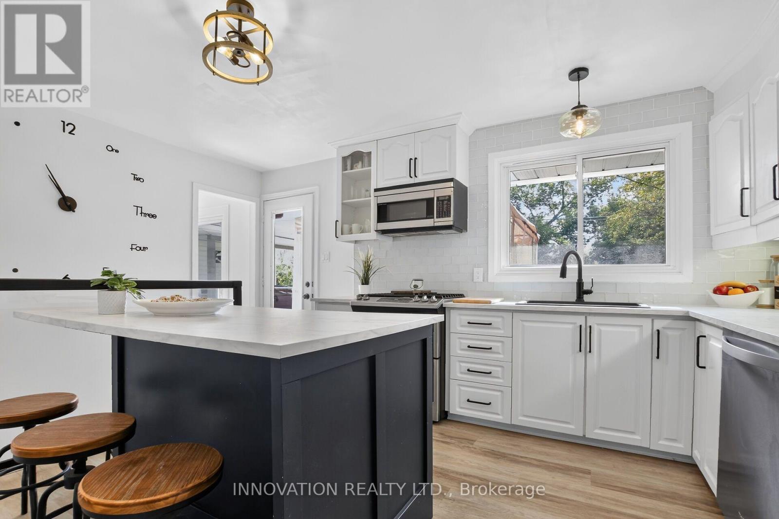 8 DOGWOOD DRIVE - Image 11
