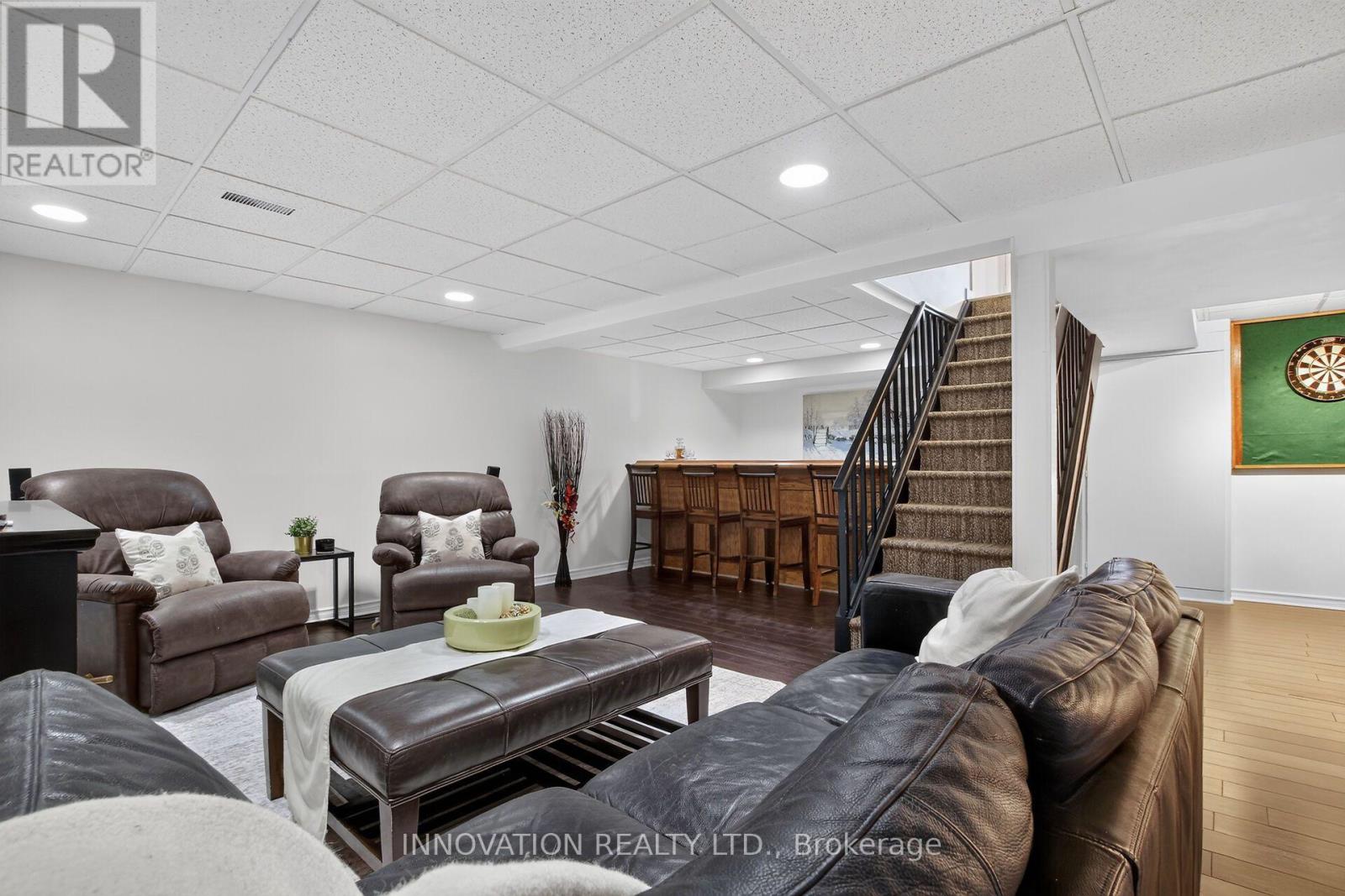 8 DOGWOOD DRIVE - Image 23