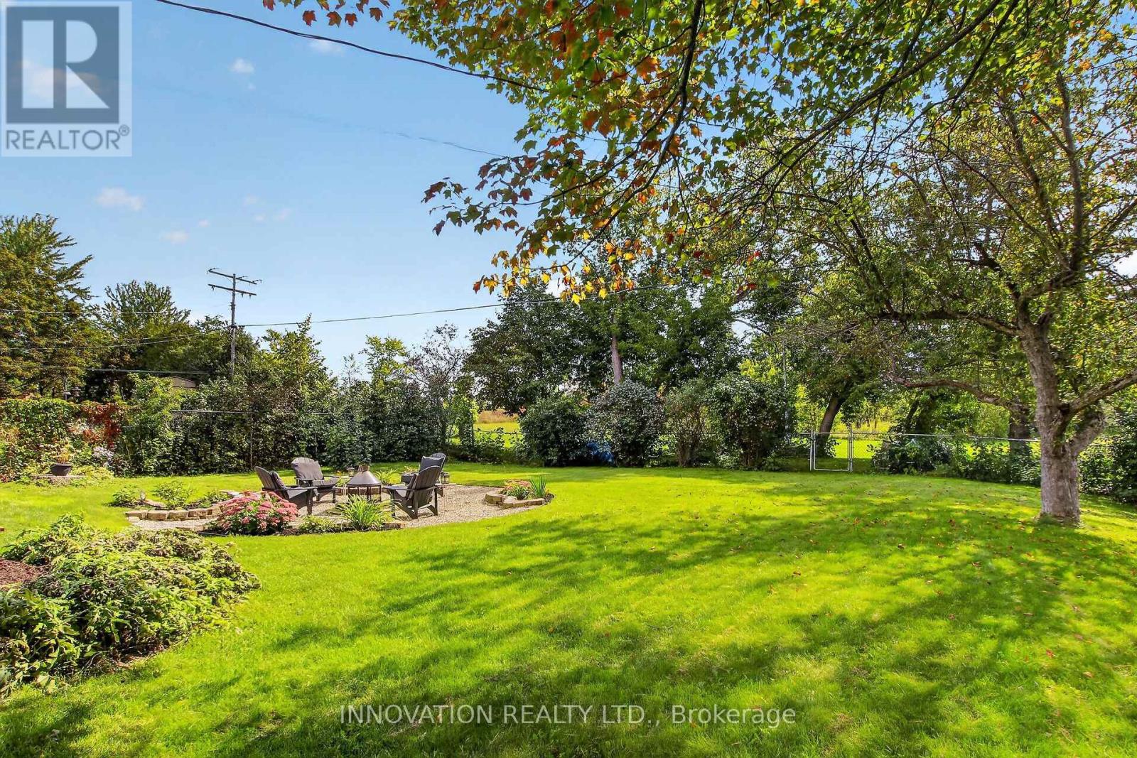 8 DOGWOOD DRIVE - Image 34