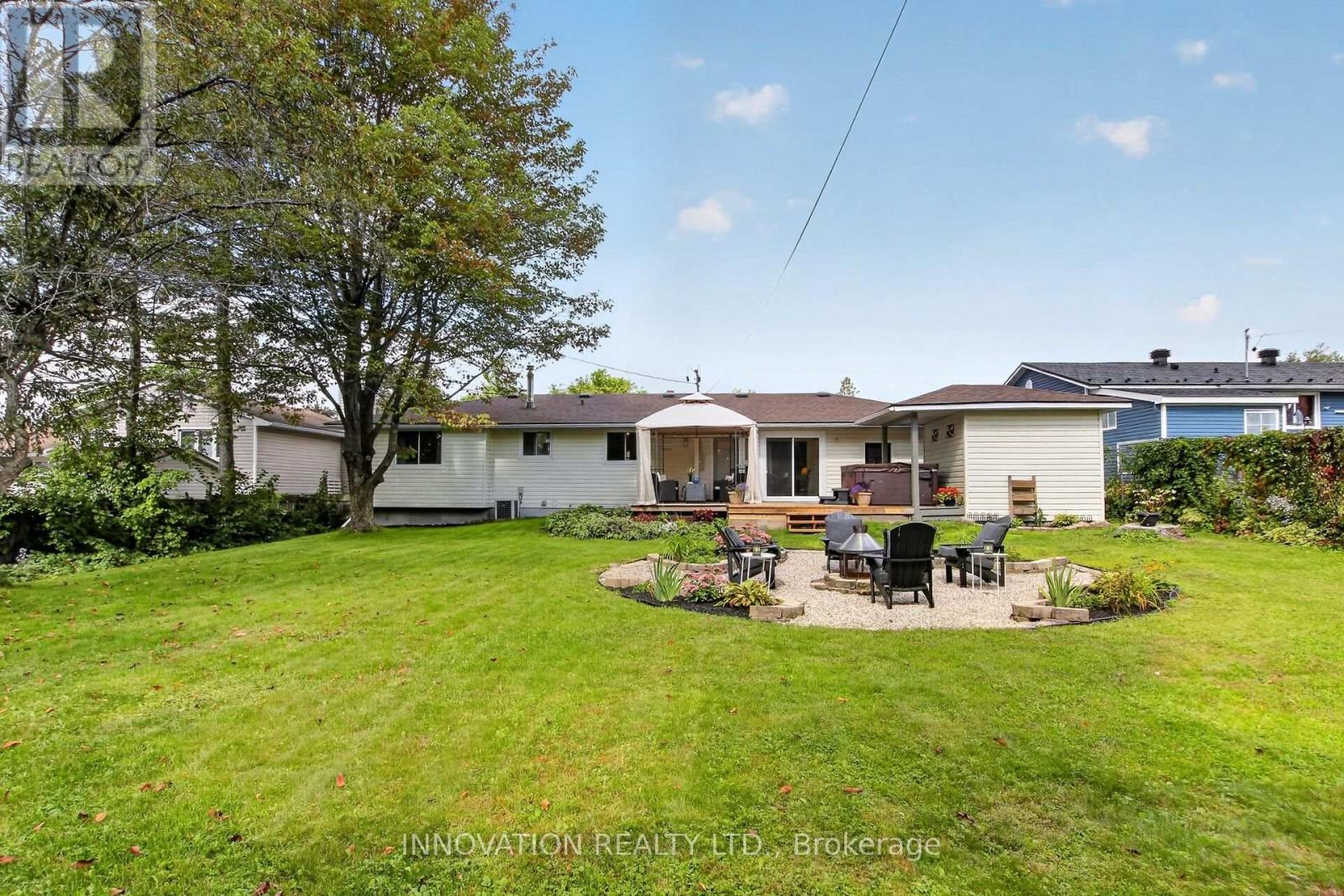 8 DOGWOOD DRIVE - Image 38