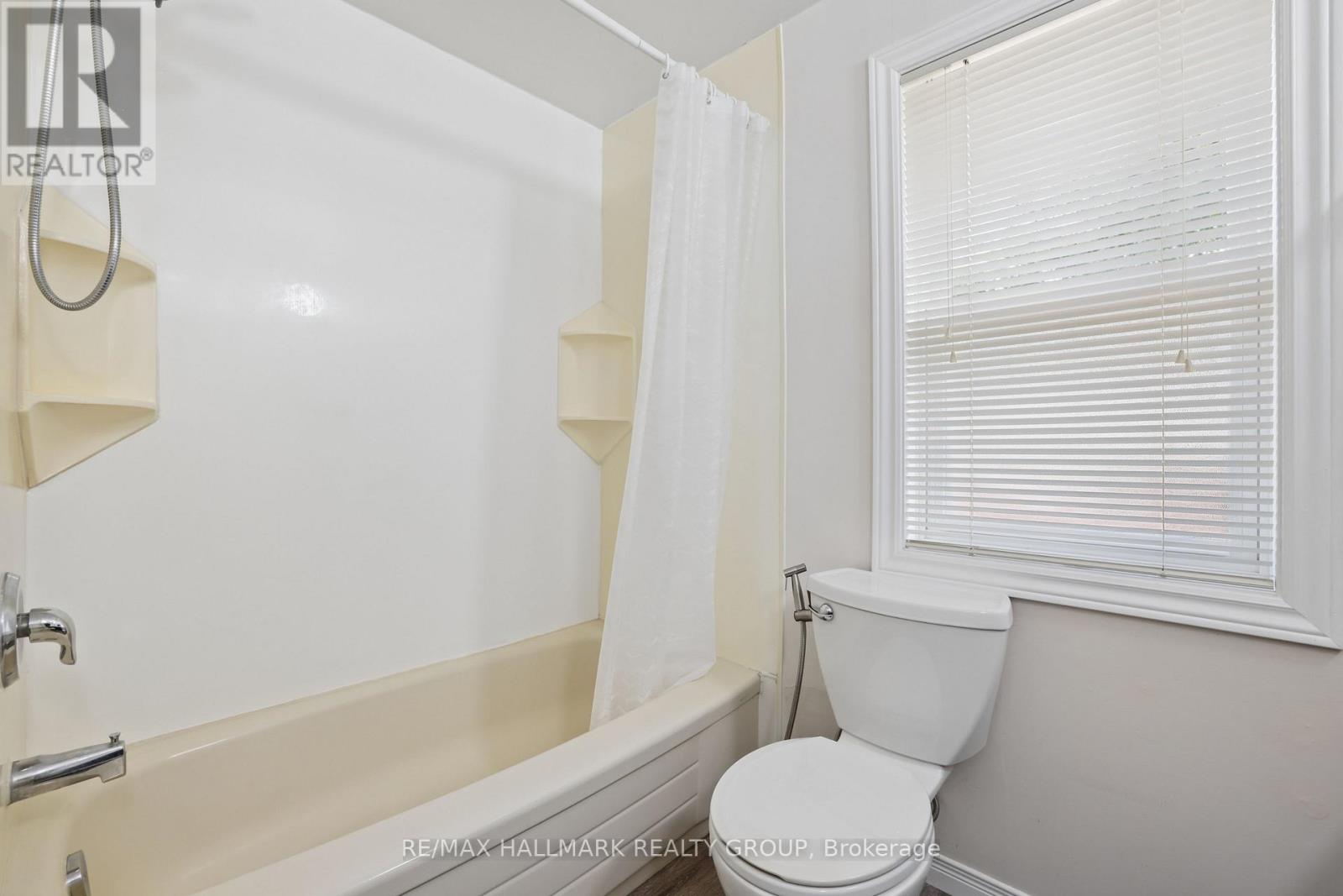 27 BRANDO CRESCENT - Image 17