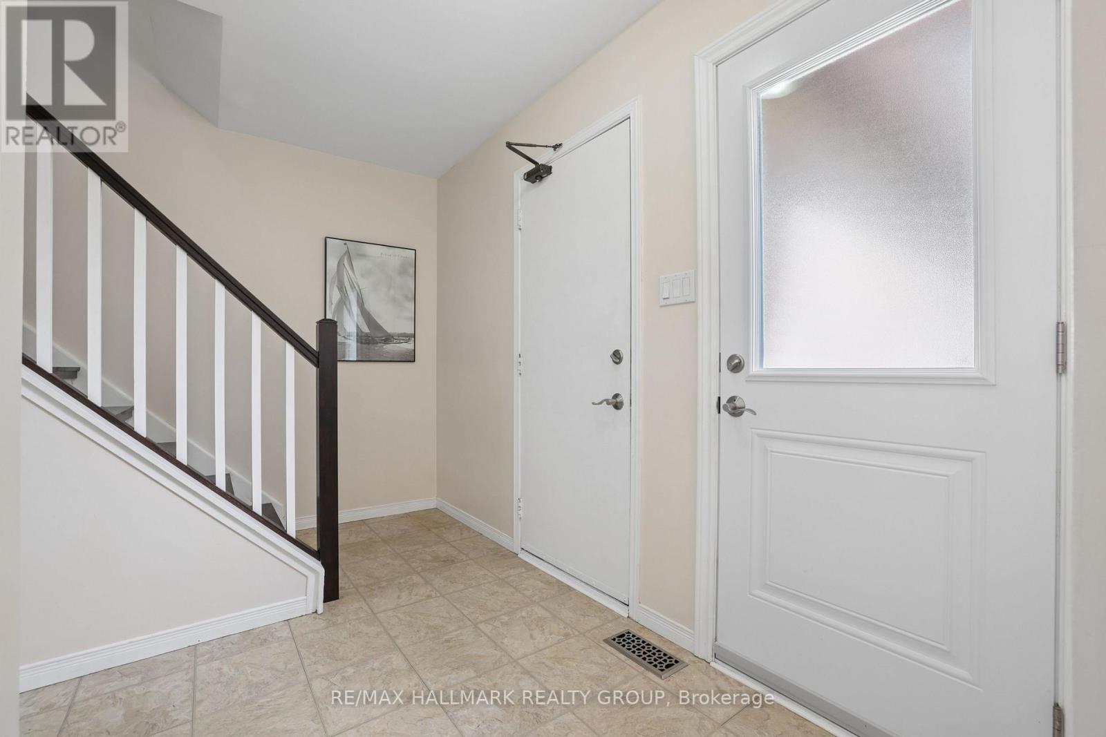 27 BRANDO CRESCENT - 3