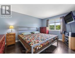 27 Brando Crescent, Ottawa, ON K1T2C9 Photo 13
