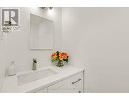 16 Eastpark Drive, Ottawa, ON K1B3Z8 Photo 13