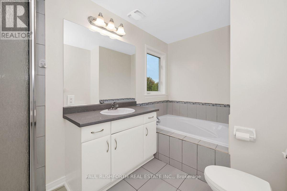 301 MOSAIC PRIVATE - Image 24