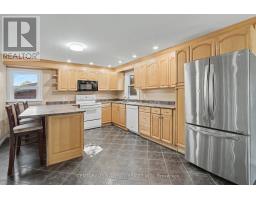 1221 Fairgreen Avenue, Ottawa, ON K4B1N2 Photo 7