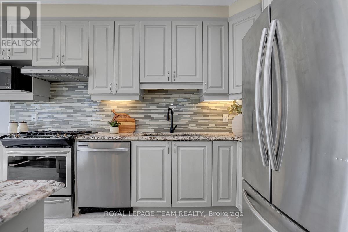 721 MEGREZ WAY - Image 25
