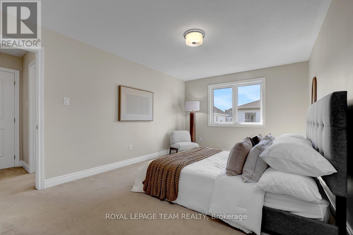 721 MEGREZ WAY - Image 32