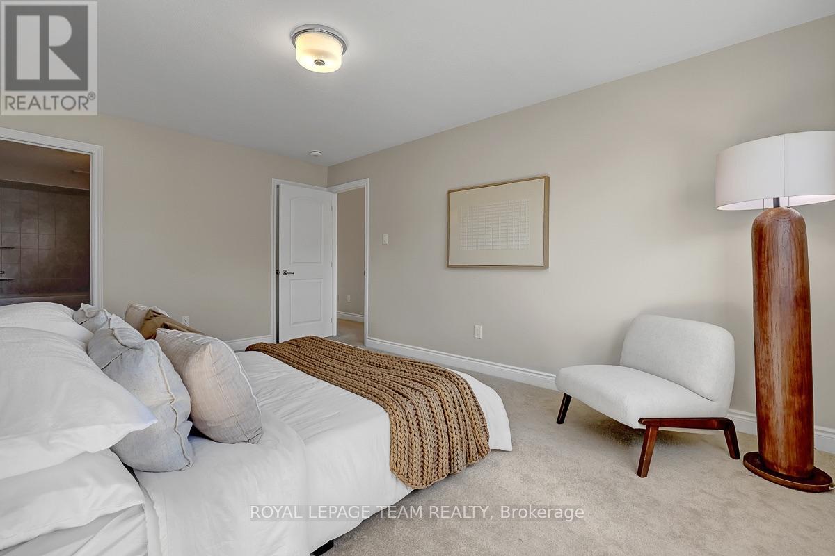 721 MEGREZ WAY - Image 33