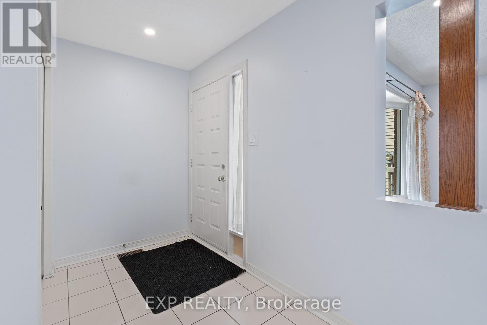 1552 BLOHM DRIVE photo 16