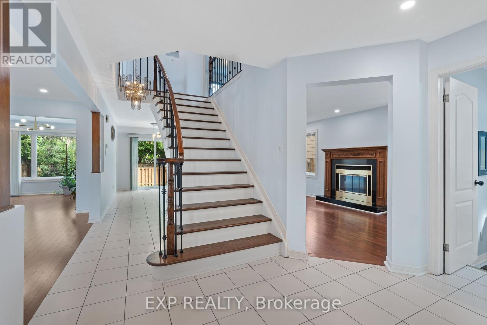 1552 BLOHM DRIVE photo 18