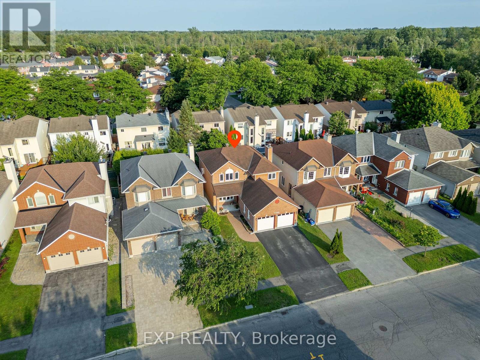 1552 BLOHM DRIVE photo 35