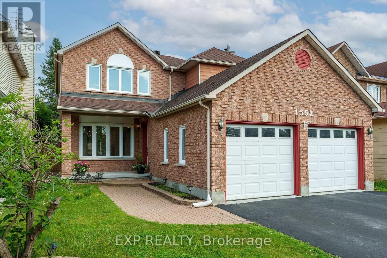 1552 BLOHM DRIVE photo 41