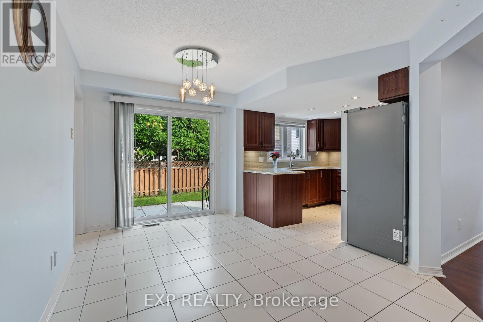 1552 BLOHM DRIVE photo 10