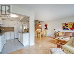 2155 Redstone Crescent, Oakville, ON L6M5B2 Photo 11