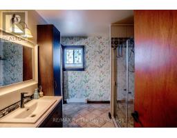 247 Simcoe Street, Clearview, ON L0M1S0 Photo 11