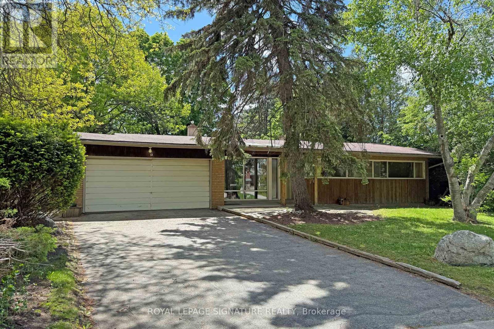 12 RUDEN CRESCENT
