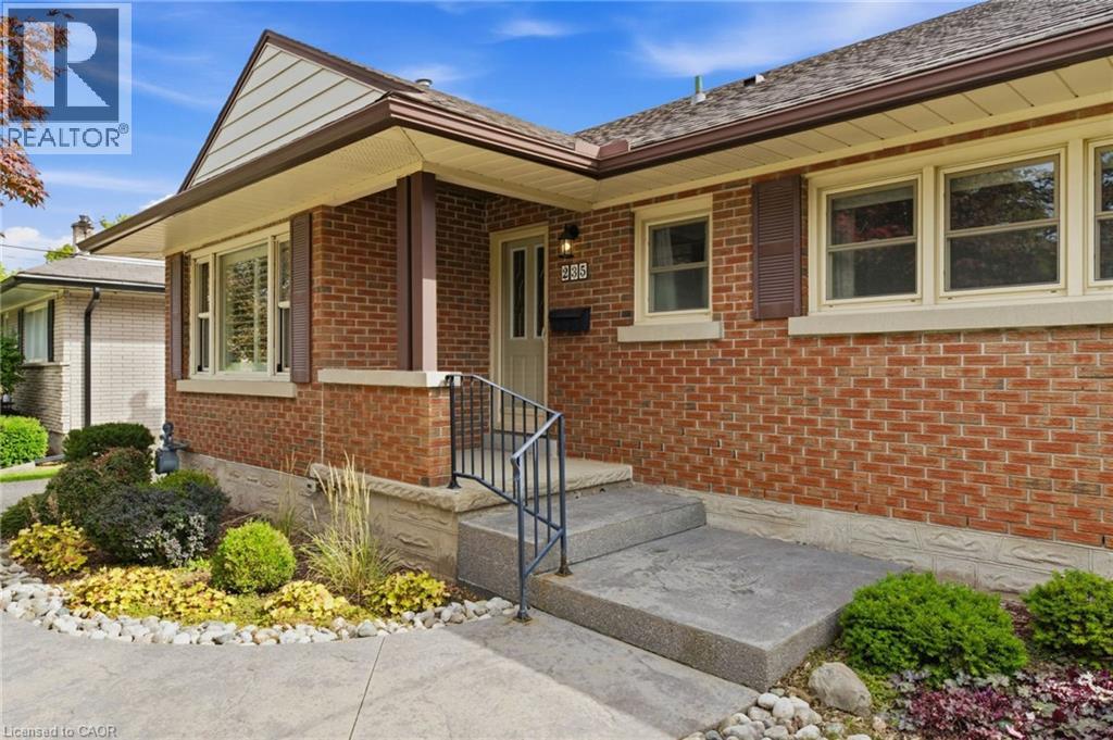235 BLUCHER Street, Kitchener — photo 6