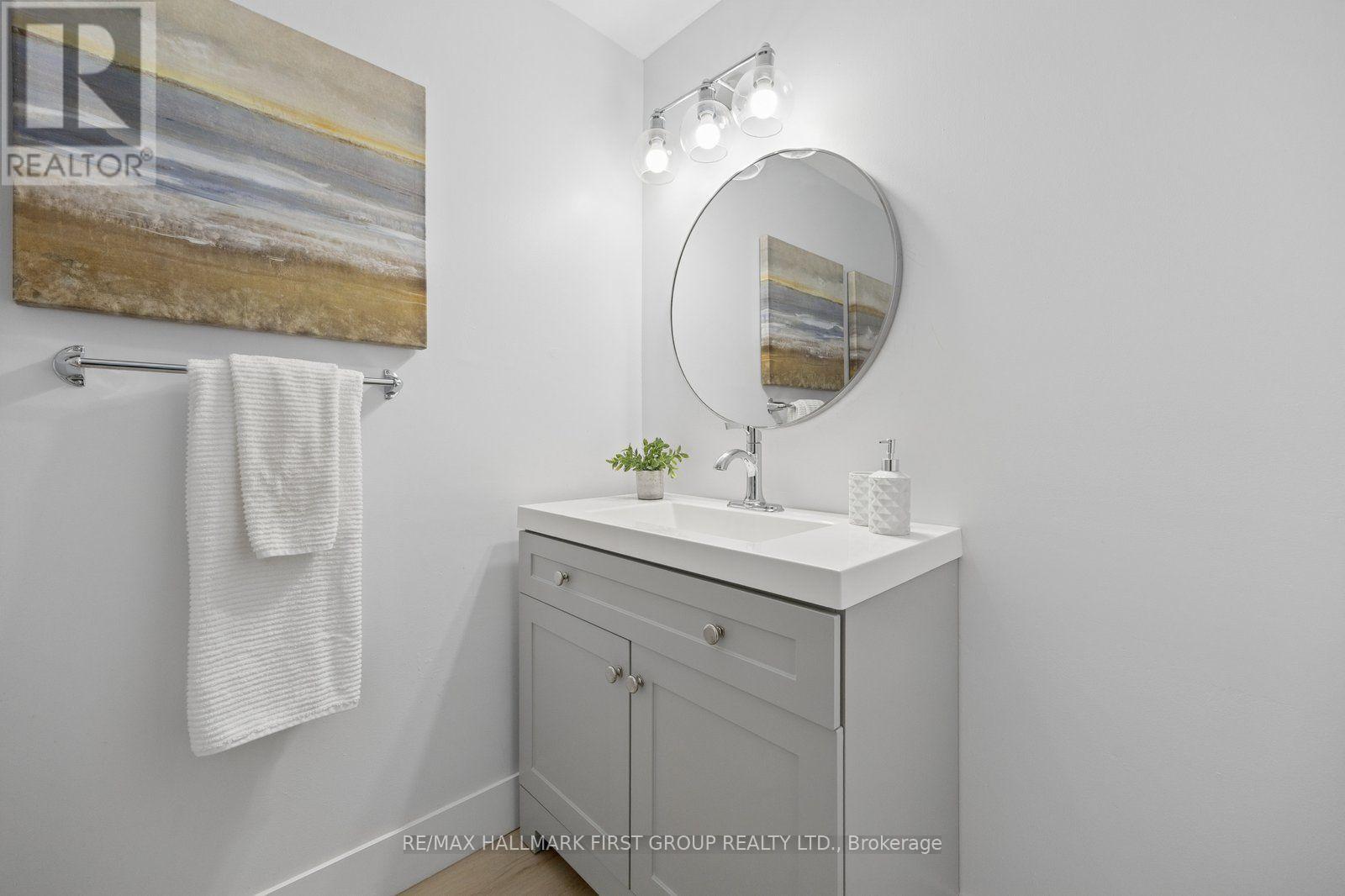 4 LOWDER PLACE - 21