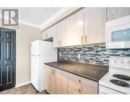 210 - 91 Aspen Springs Drive, Clarington, ON L1C5J9 Photo 12