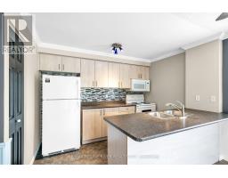 210 - 91 Aspen Springs Drive, Clarington, ON L1C5J9 Photo 13