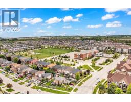 210 - 91 Aspen Springs Drive, Clarington, ON L1C5J9 Photo 6