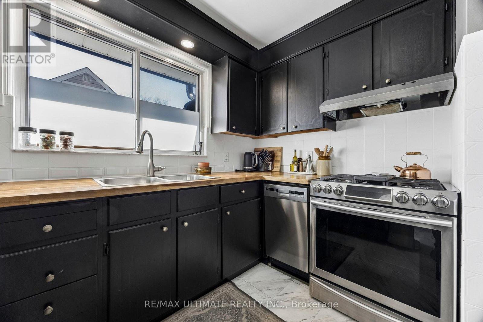 Photo of 64 HART AVENUE