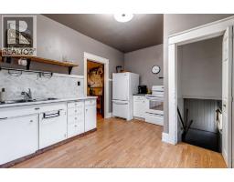 3 Selkirk Avenue, Leamington, ON N8H1G2 Photo 18