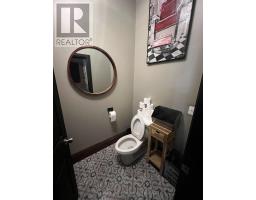 103 - 477 Richmond Street W, Toronto, ON M5V3E7 Photo 8