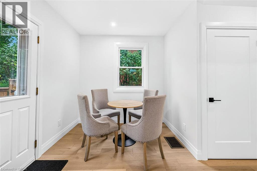 304 PARK Street - Image 15