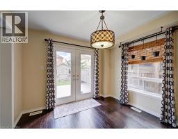Kitchen - 15 Davidson Court, Brantford, ON N3S0C6 Photo 16