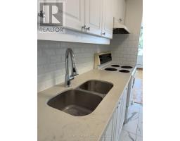 305 - 2 Royal York Road, Toronto, ON M8V2S6 Photo 20